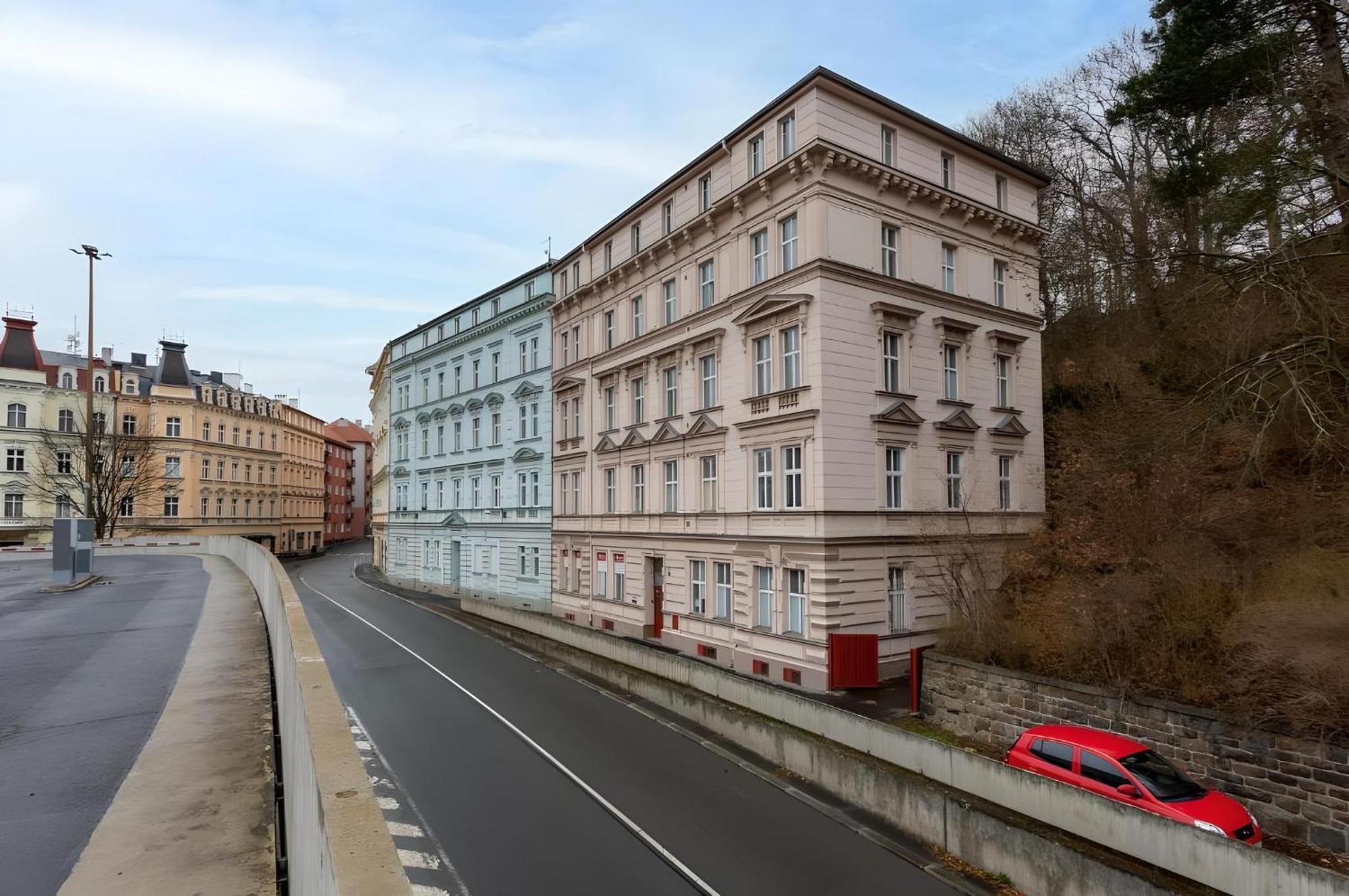 Promenade View Apartment Karlovy Vary Dış mekan fotoğraf