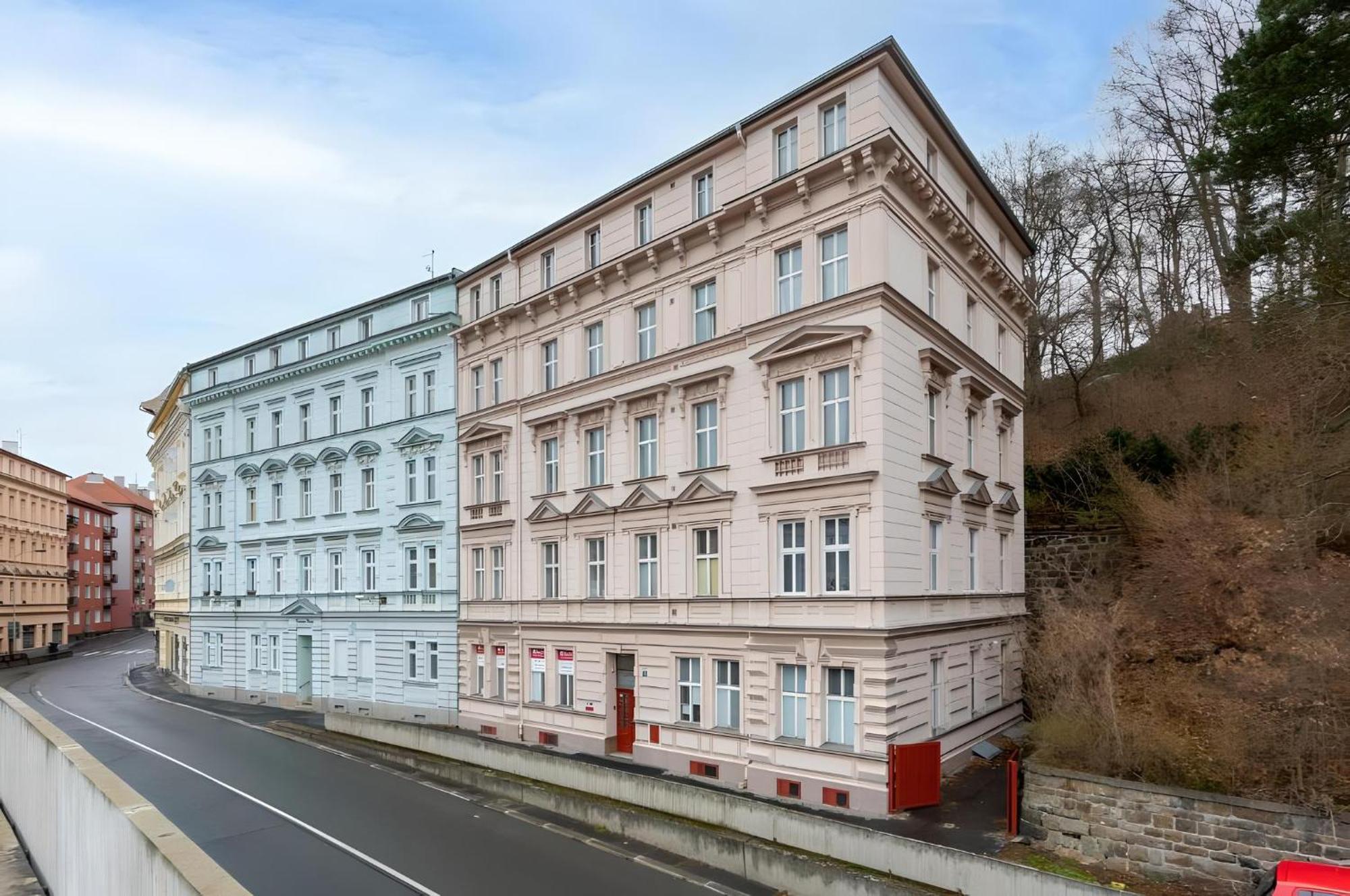 Promenade View Apartment Karlovy Vary Dış mekan fotoğraf